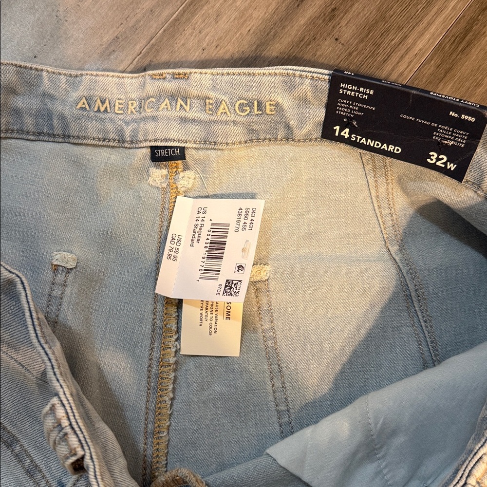 American eagle Light Blue Denim Jeans NWT - Picture 2 of 2